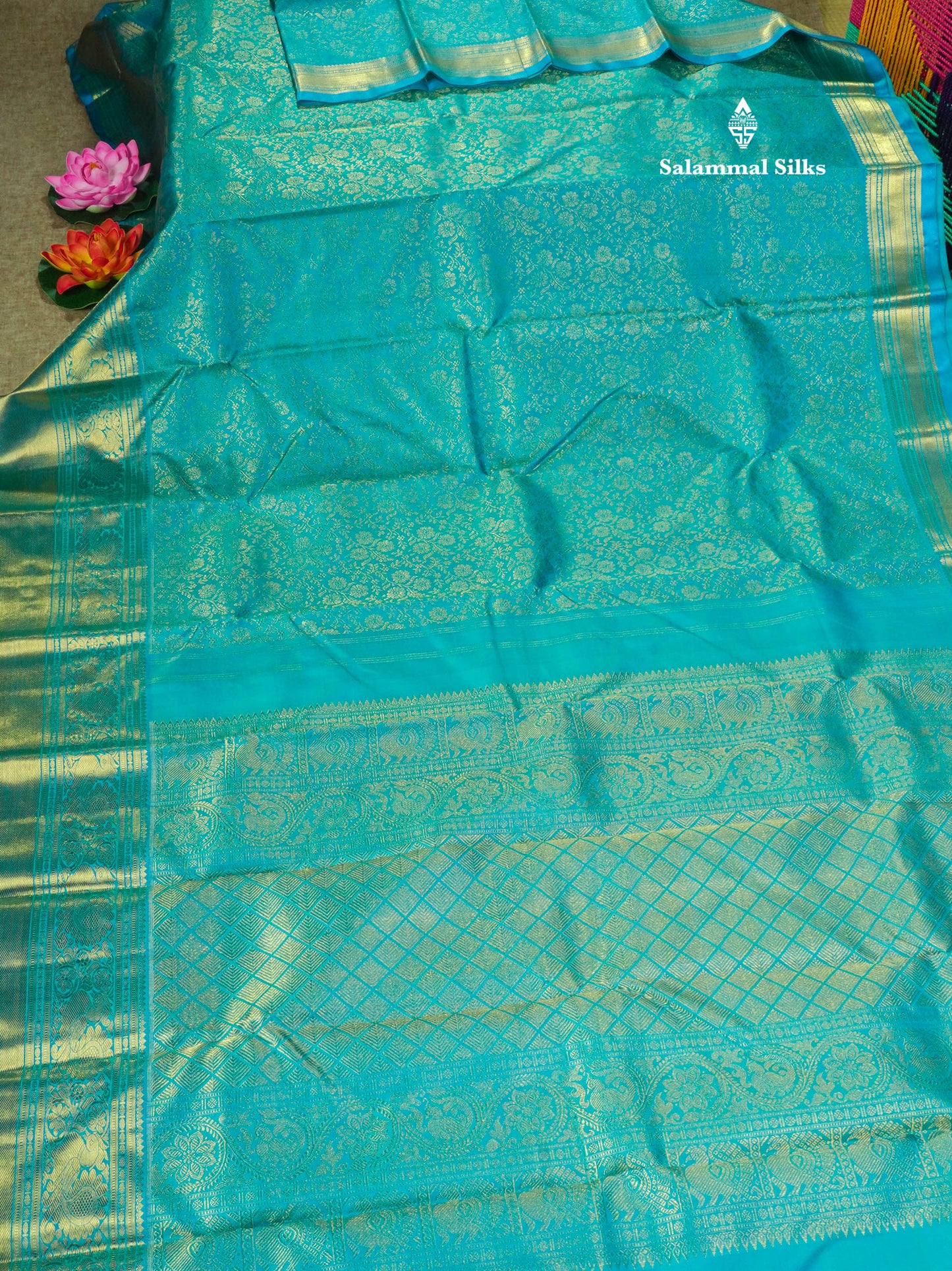 Peacock Blue Pure Kanjivaram Silk Saree Pure zari (3Gram) with Traditional Gold Zari Border