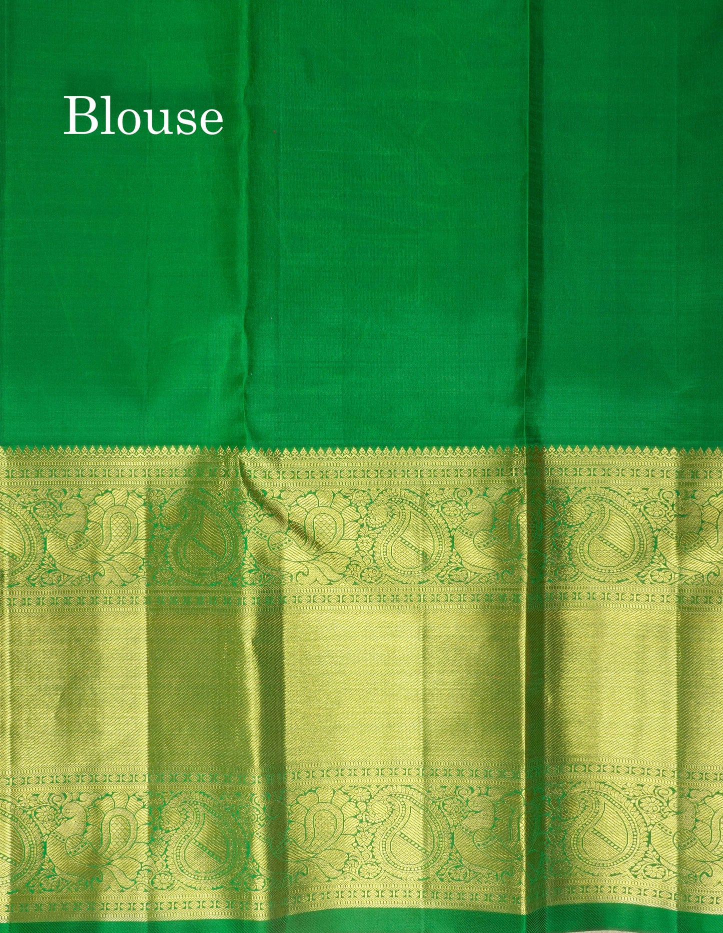 Red Pure Kanjivaram Silk Saree 4G Zari With Contrast Bottle Green Blouse