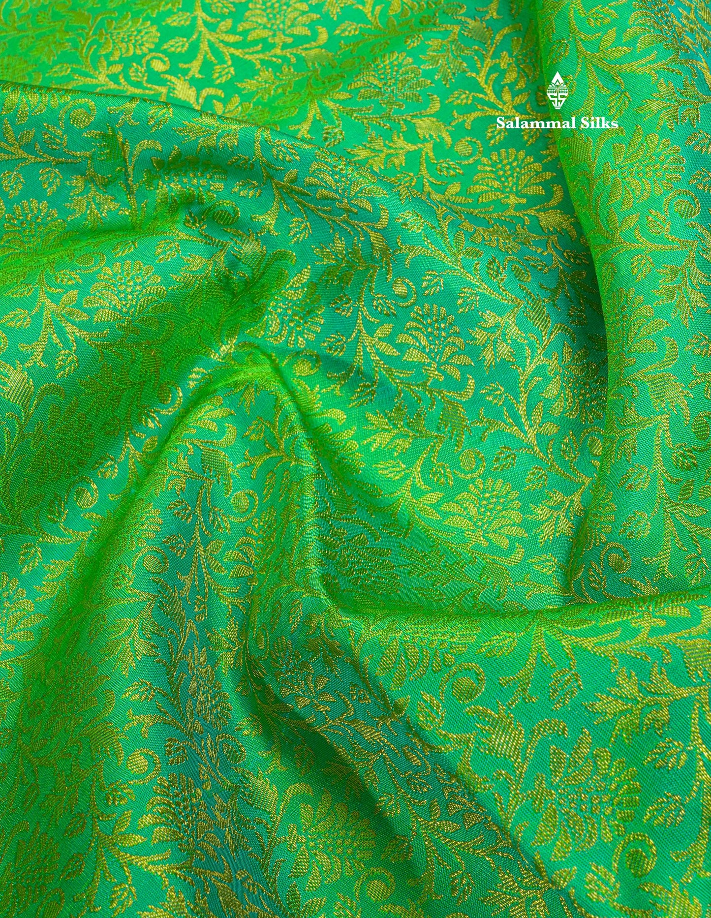 Parrot Green Pure Kanjivaram 2G Zari Silk Saree With Contrast Rexona Green Border