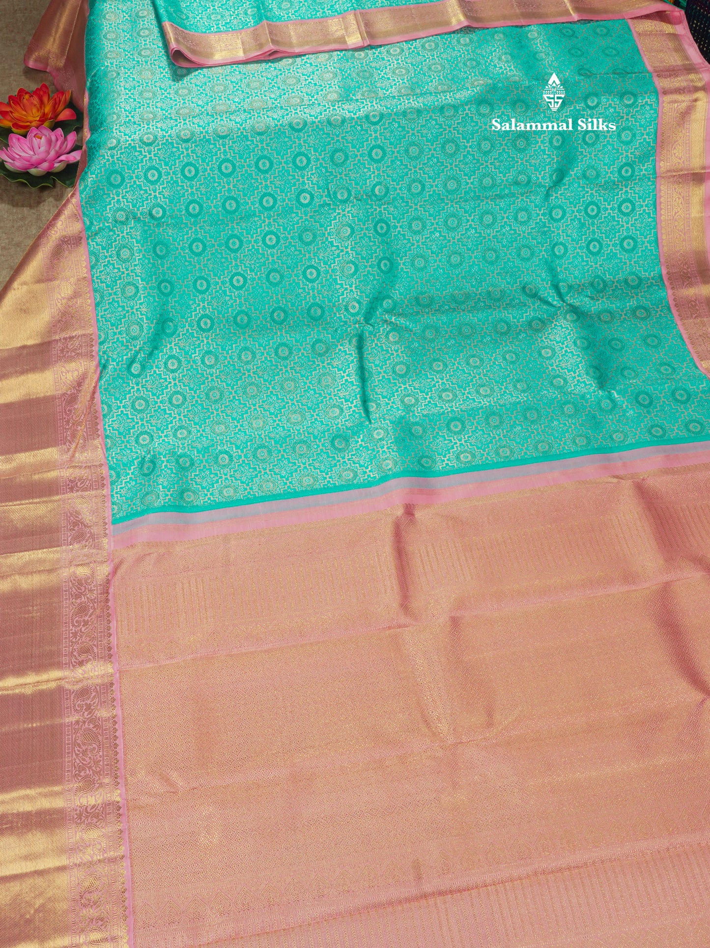 Sky Blue Pure Kanjivaram Silk Saree 3G Zari with Contrast Baby Pink Border