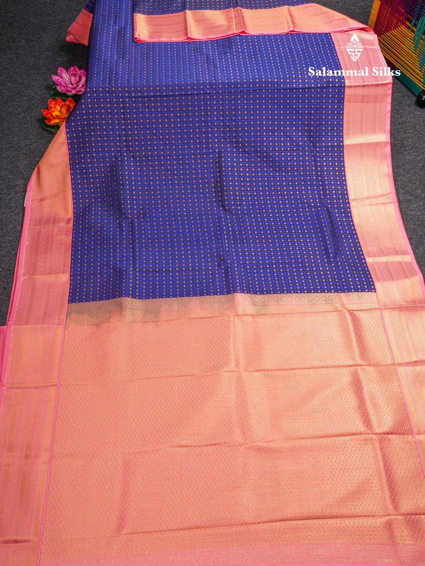 1000 Buttas Navy Blue Semi Silk Saree With Contrast Baby Pink Border