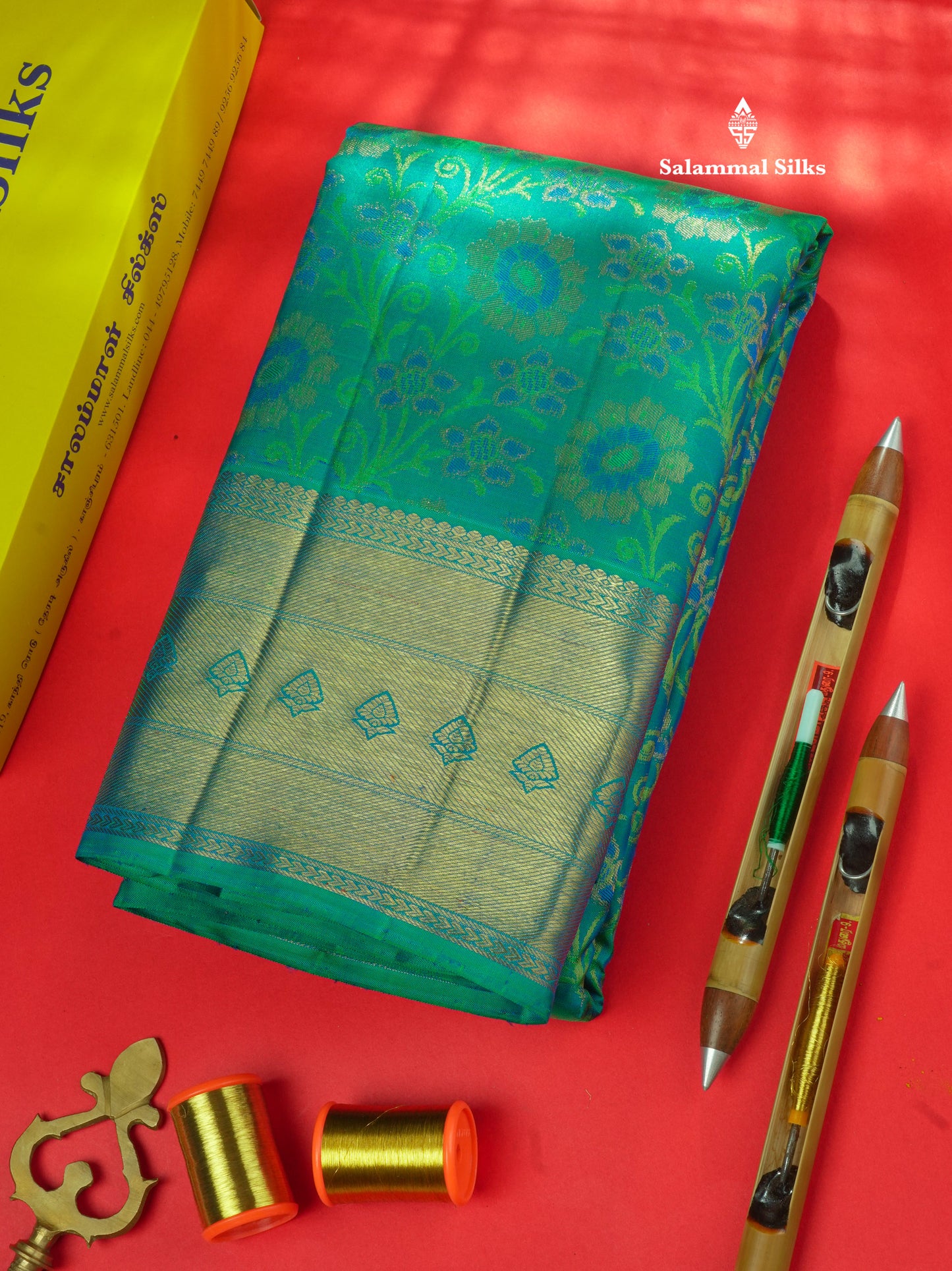 Peacock Green Pure Kanjivaram Silk Saree Pure Zari (3G) with Traditional Gold Zari Border
