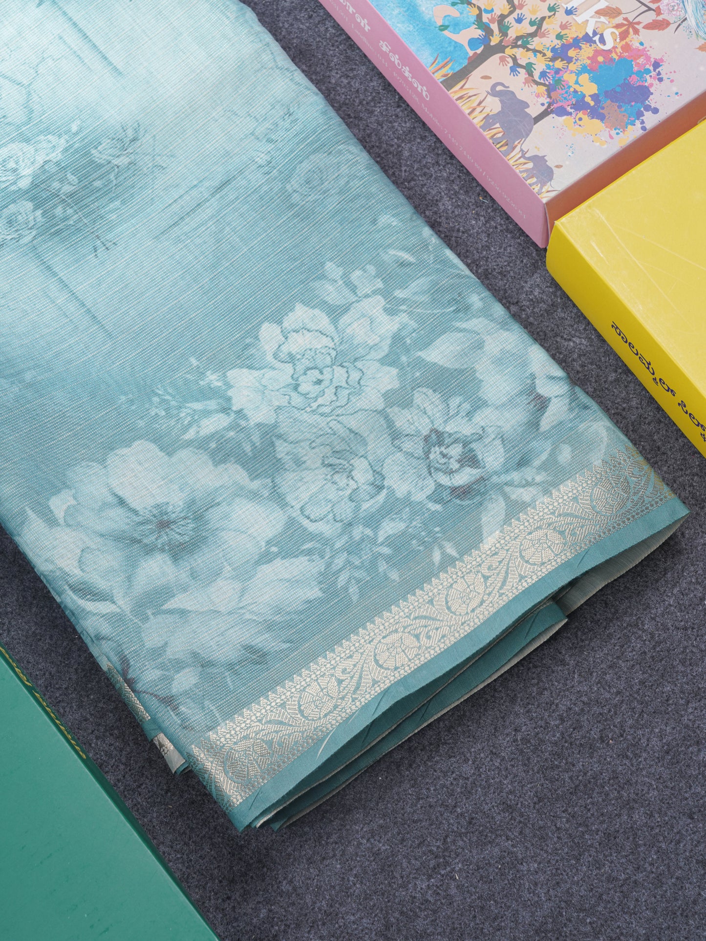 Vairaoosi Lines Silk Kota Fancy Saree With Small Border