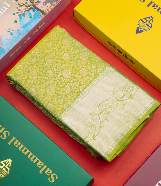 Dual Tone Light Green Bridal Pure Kanjivaram Silk Saree With Contrast Green Border