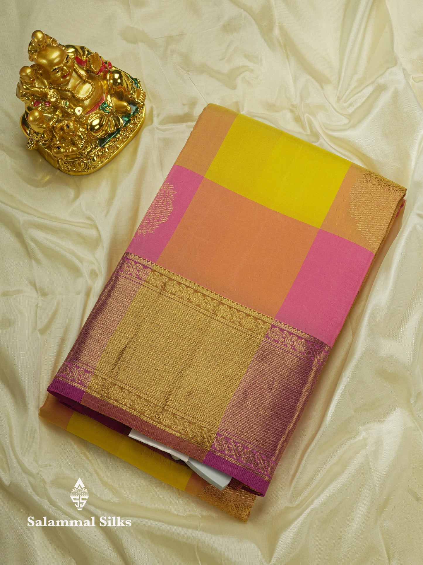 Beautiful Traditional Paalum Pazham Checks Pure Kanjivaram Silk Saree With Gold Zari Border