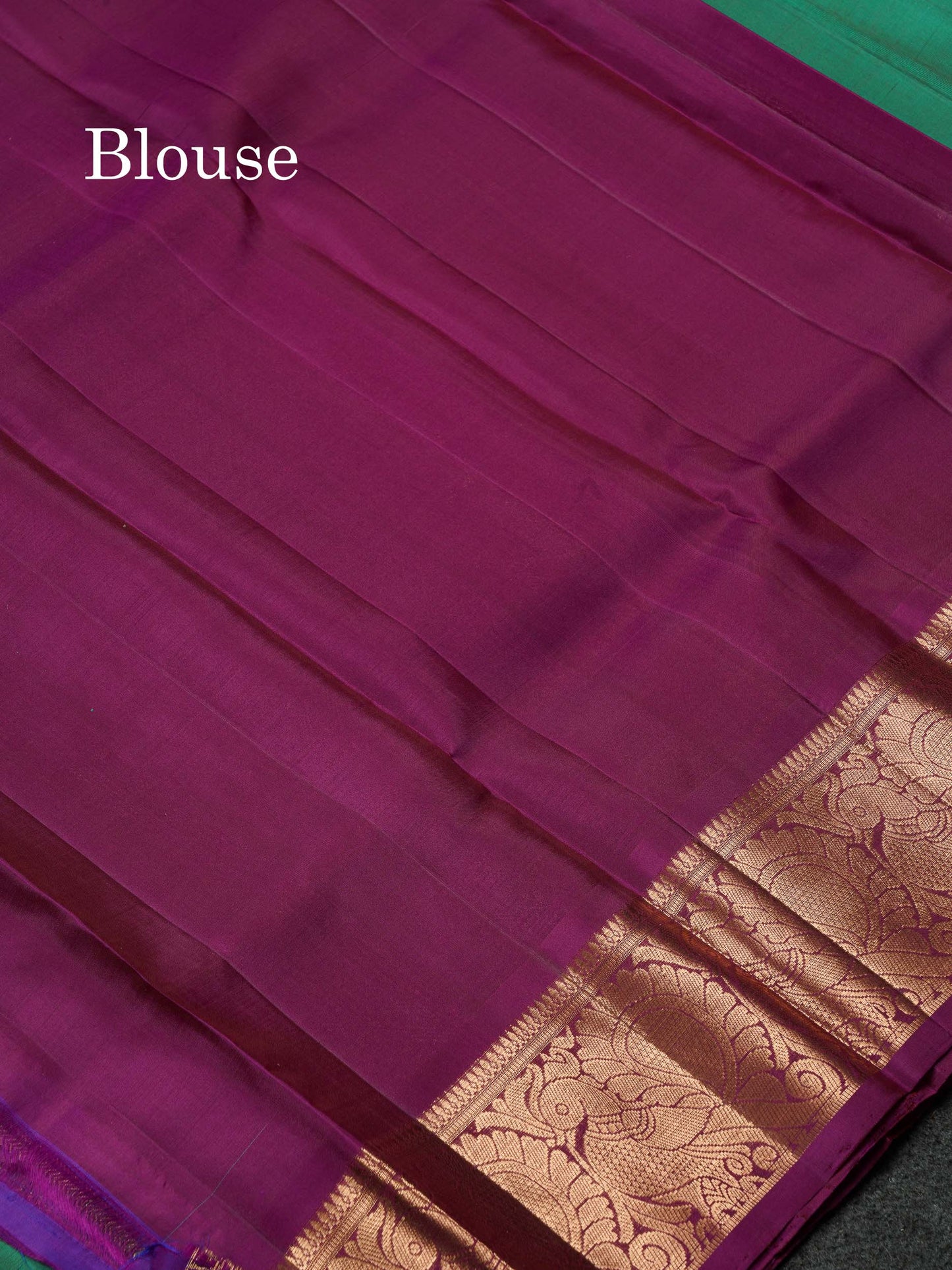 Beautiful Dual Tone Green Pure Kanjivaram Silk Saree With Contrast Magenta Traditional Border