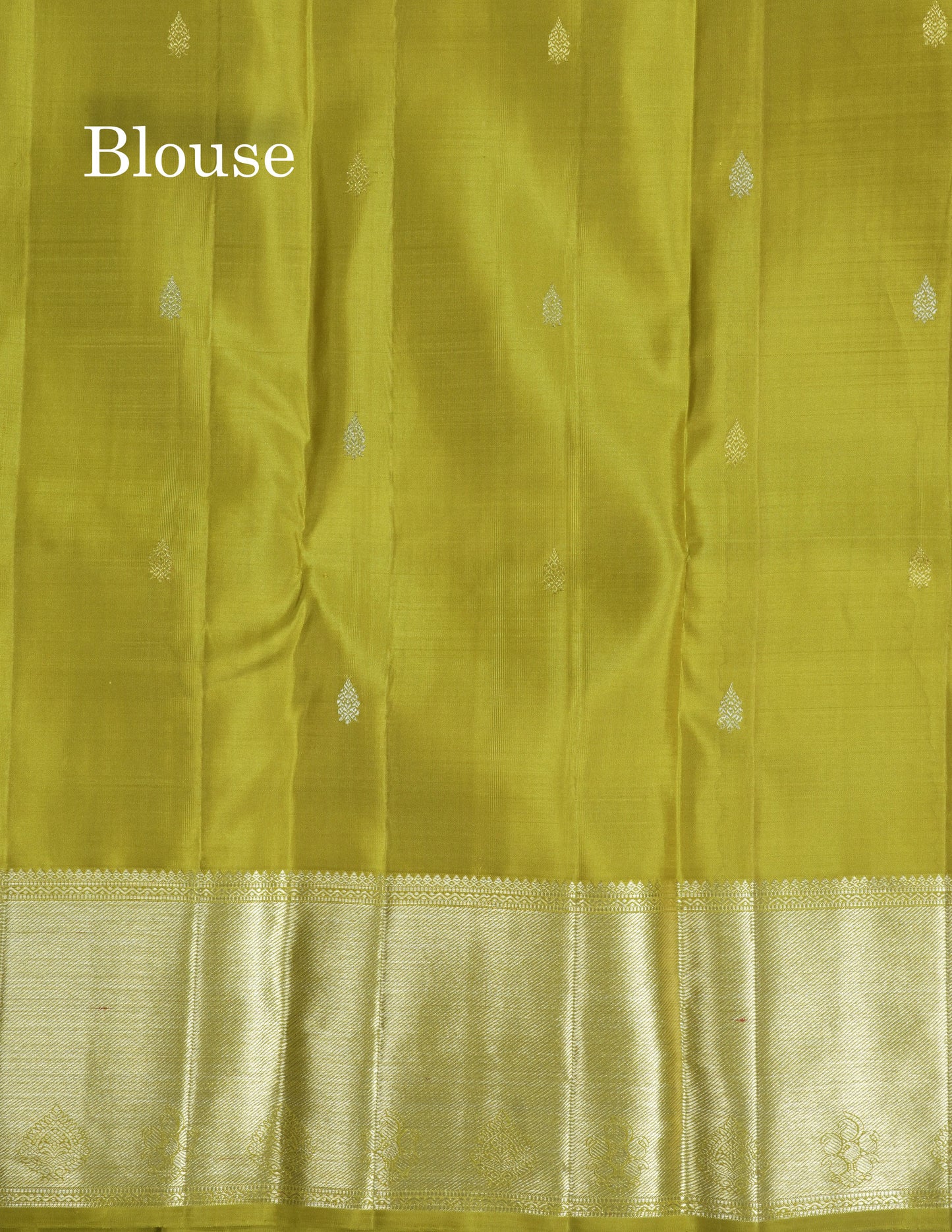 Manthulir Green Pure Kanjivaram Silk Saree With Gold Zari Border