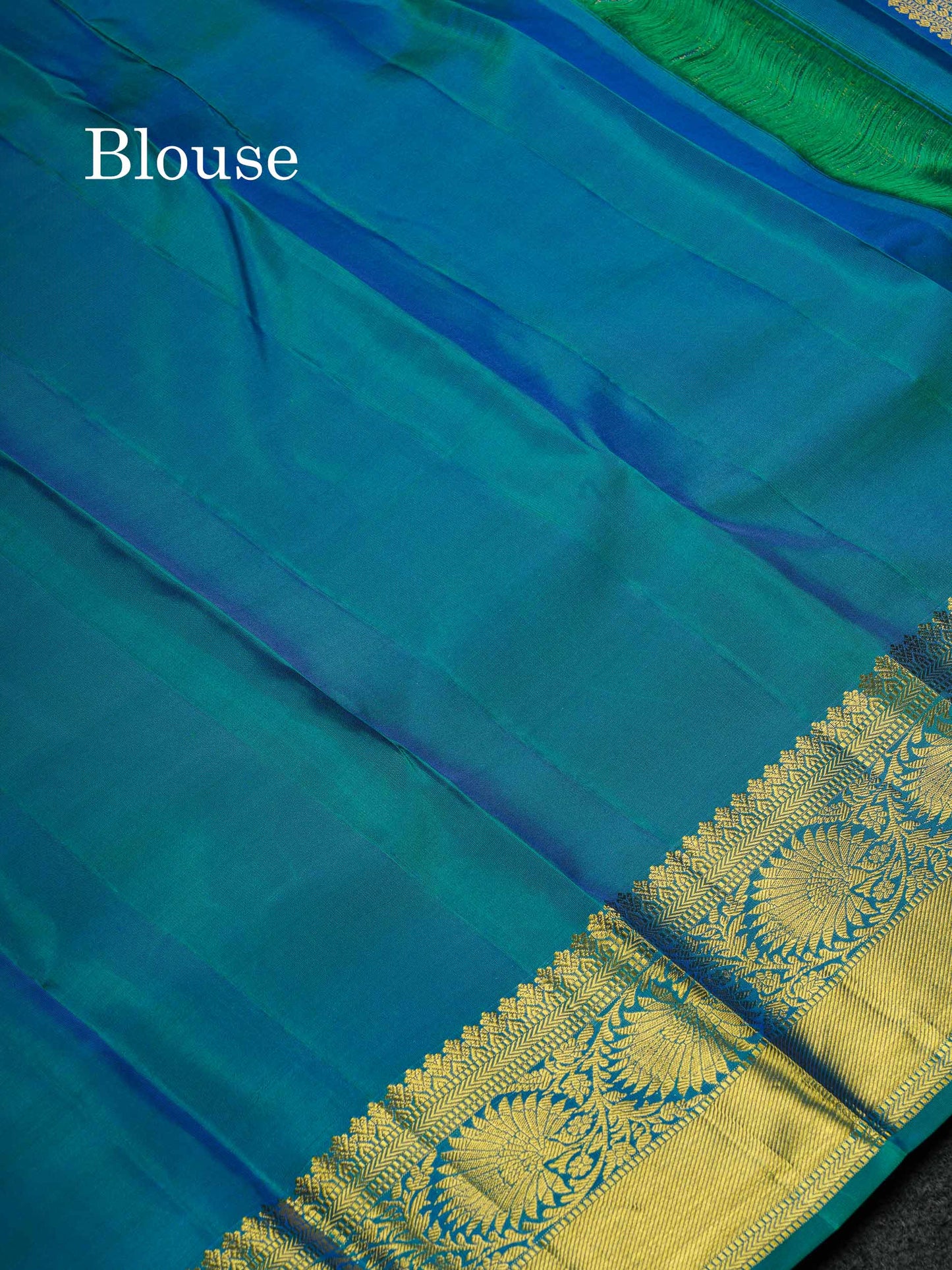 Beautiful Dual Tone Peacock Blue Bridal Pure Kanjivaram Silk Saree With Traditional Border