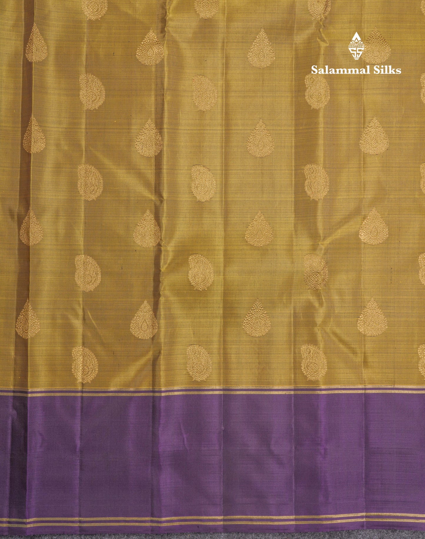 Mehandi Green Pure Kanjivaram Silk Saree With Violet Border