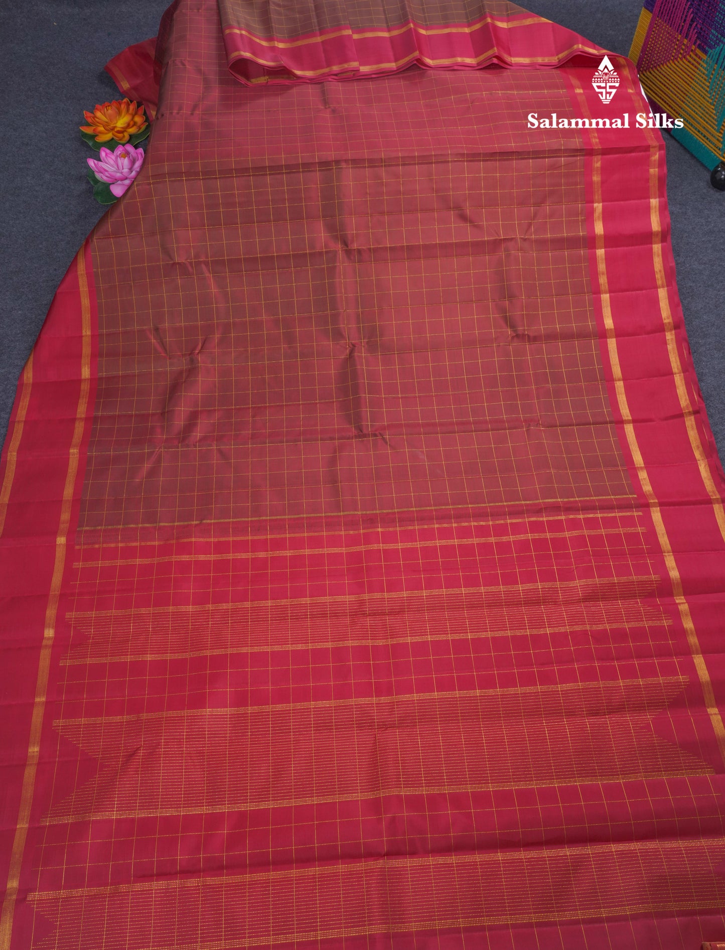 Dual Tone Maroon Checks Pure Kanjivaram Silk Saree With Contrast Pink Gap Border