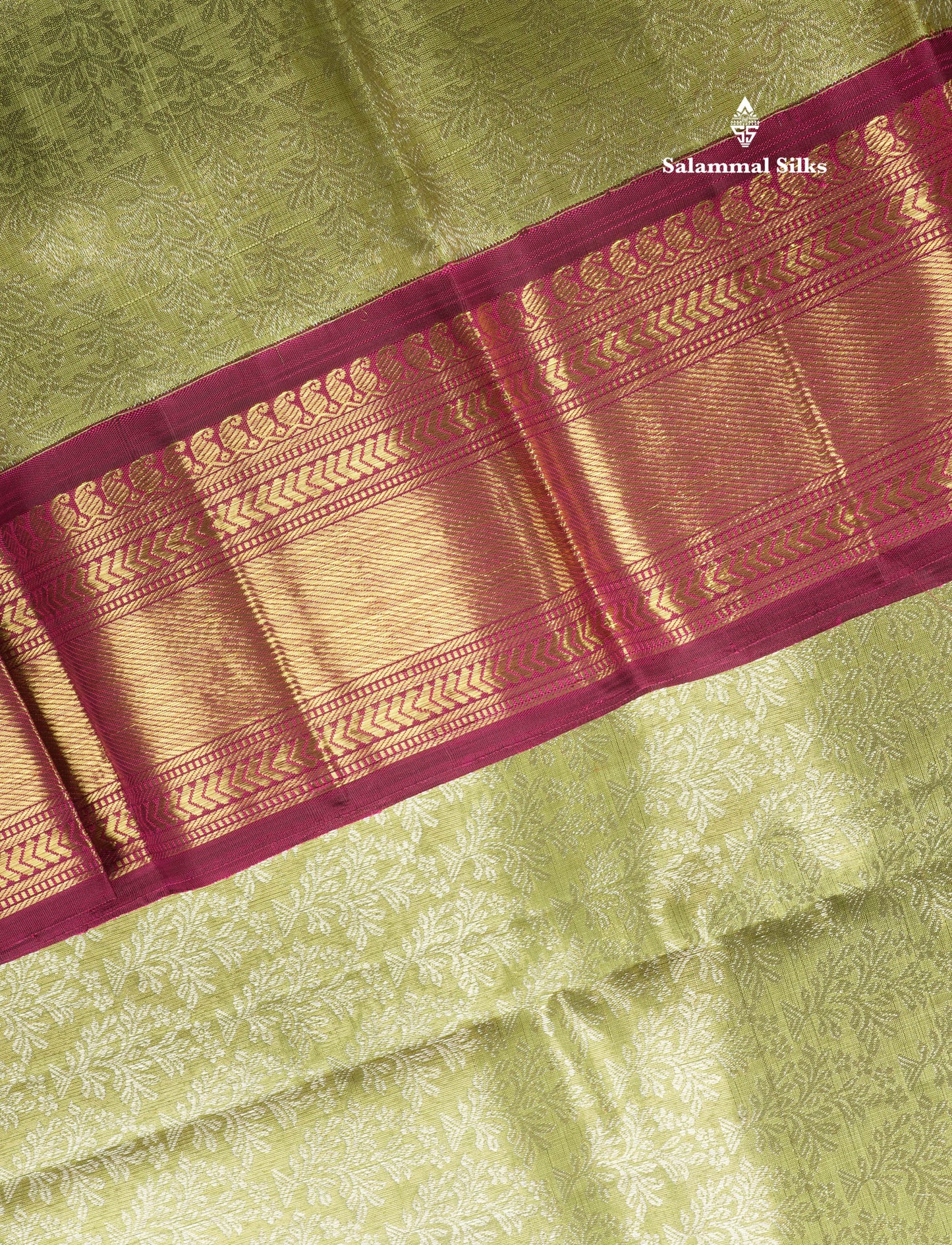 Light Elaichi Green Pure Kanjivaram Silk Saree (2G) Zari With Contrast Long Magenta Border