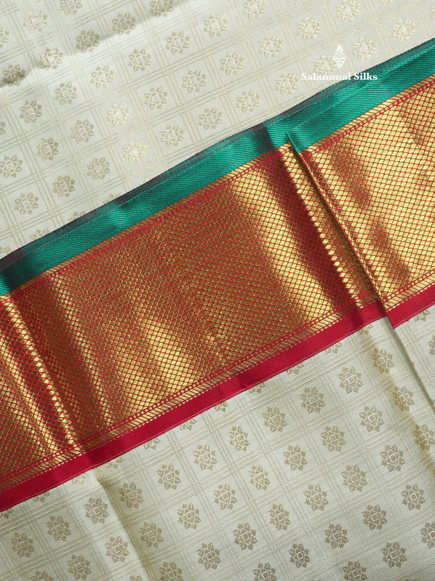 Beautiful White Pure Kanjivaram Silk Saree (2G) Zari With Korvai Red Border
