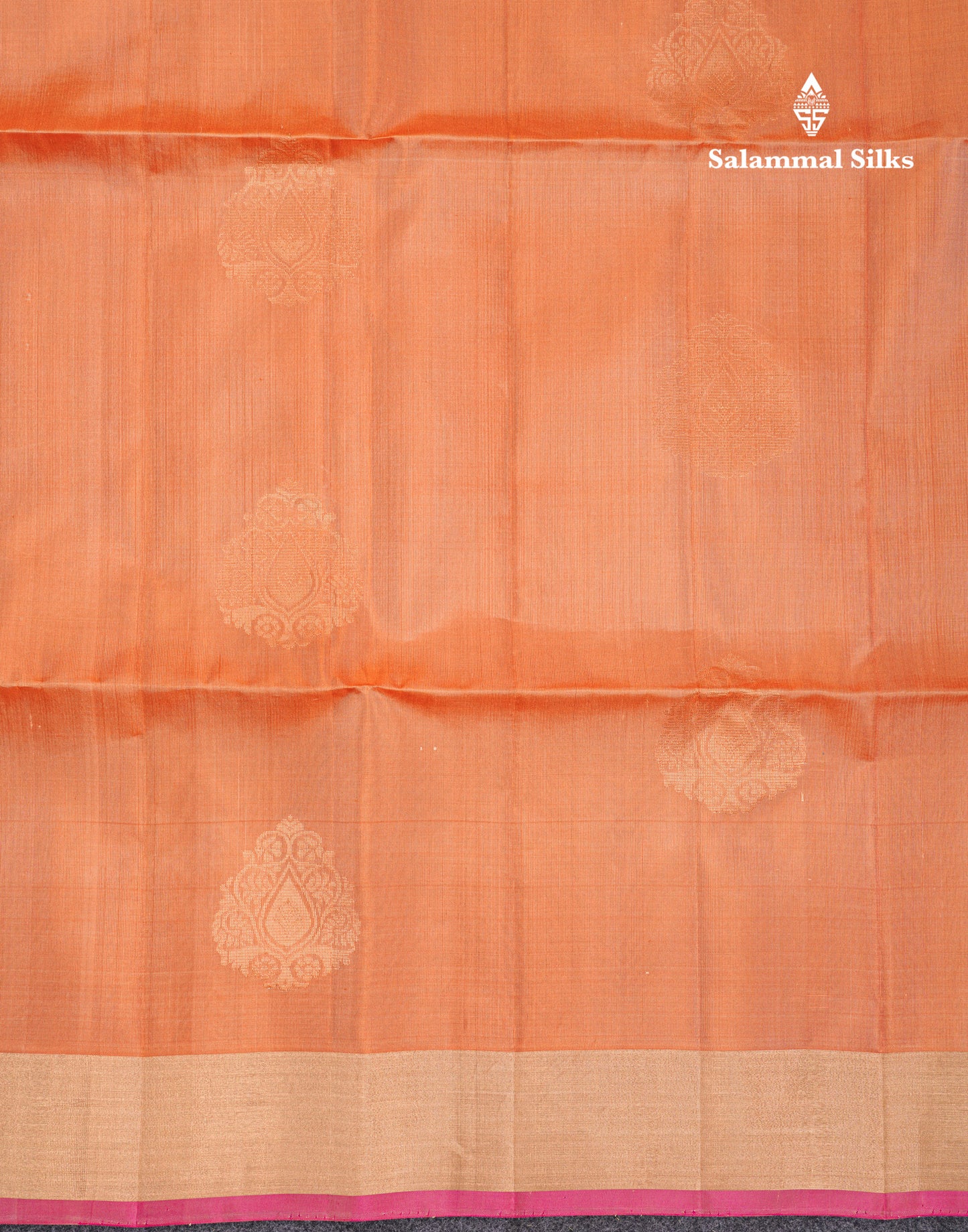 Beautiful Peach Pure Kanjivaram Soft Silk Saree With Contrast Vadamalli Blouse