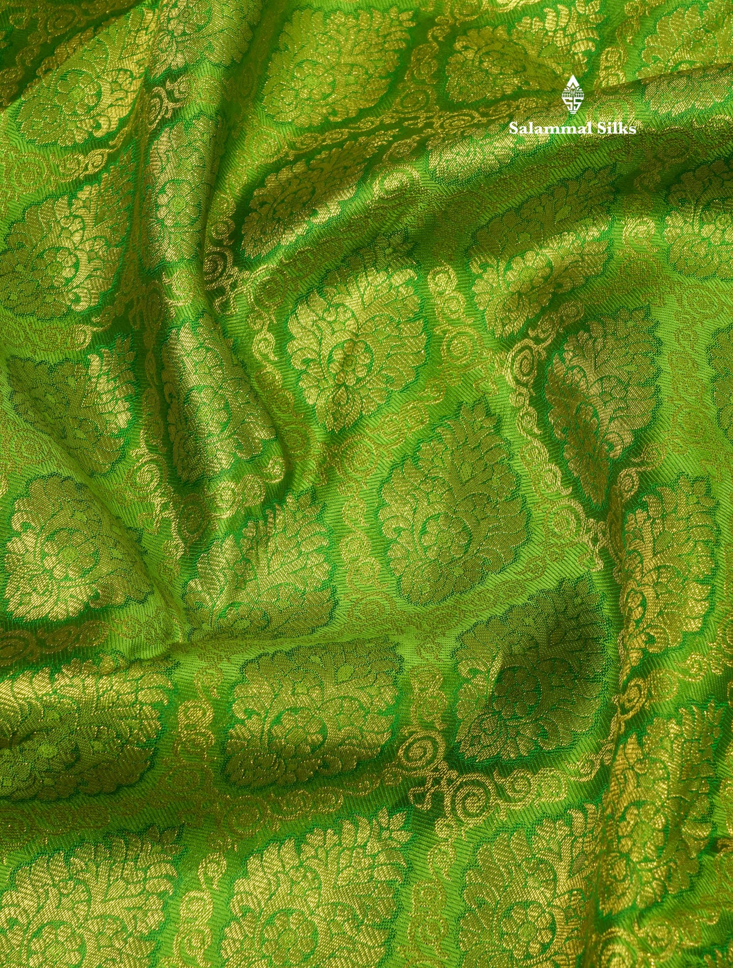 Parrot Green Beautiful Bridal Pure Kanjivaram Silk Saree With Contrast Royal Blue Border