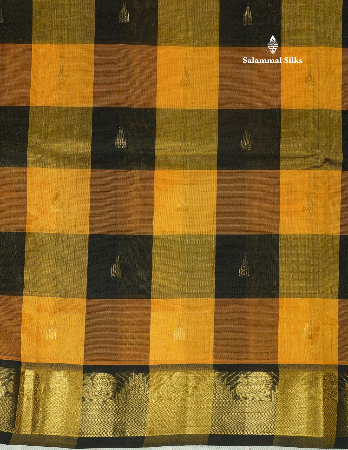 Paalum Pazham Checks Pure Silk Cotton Saree With Contrast Black Traditional Border
