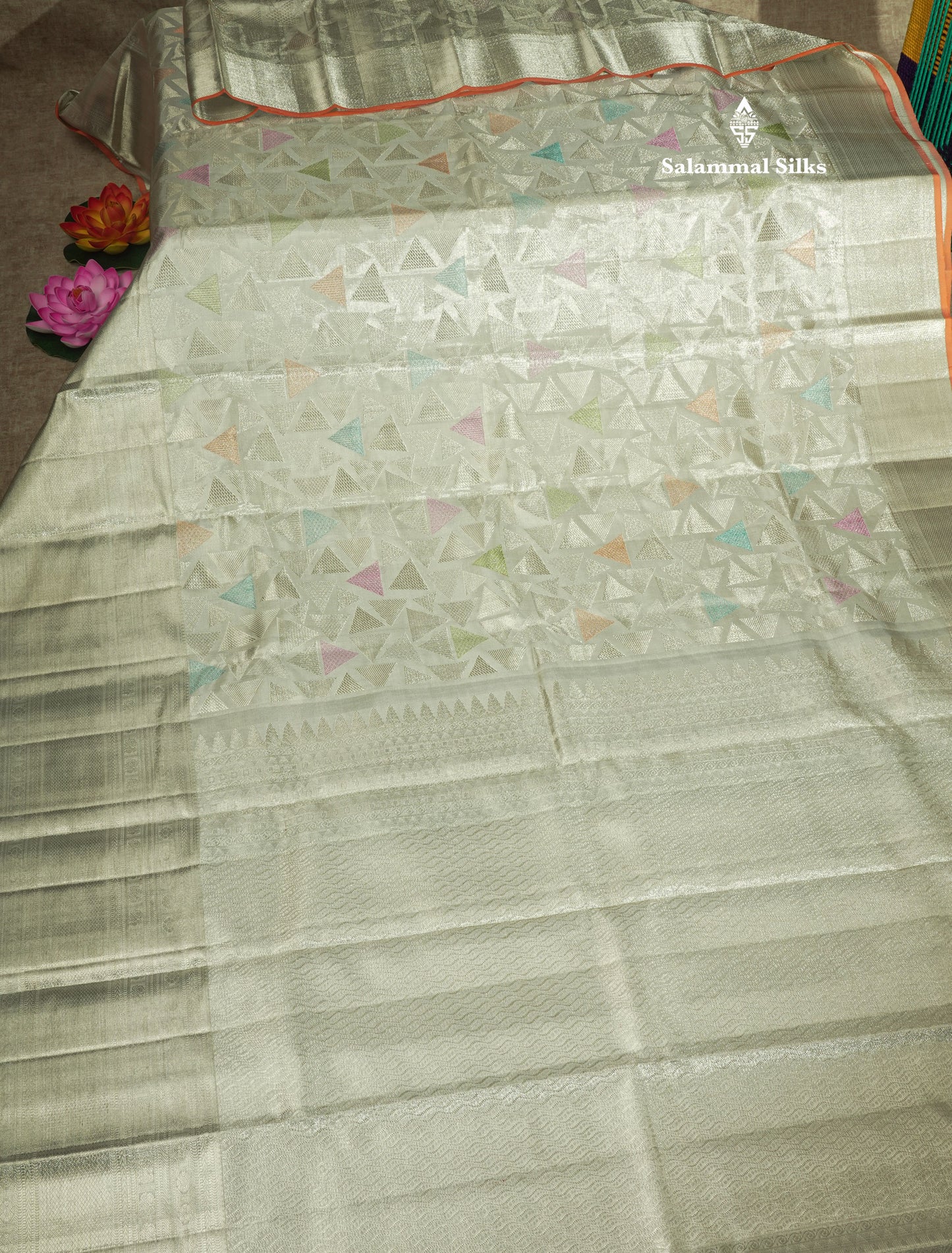 Geometric patter Silver Tissue Pure Kanjivaram Silk Saree (2G) Zari With Silver Zari Border