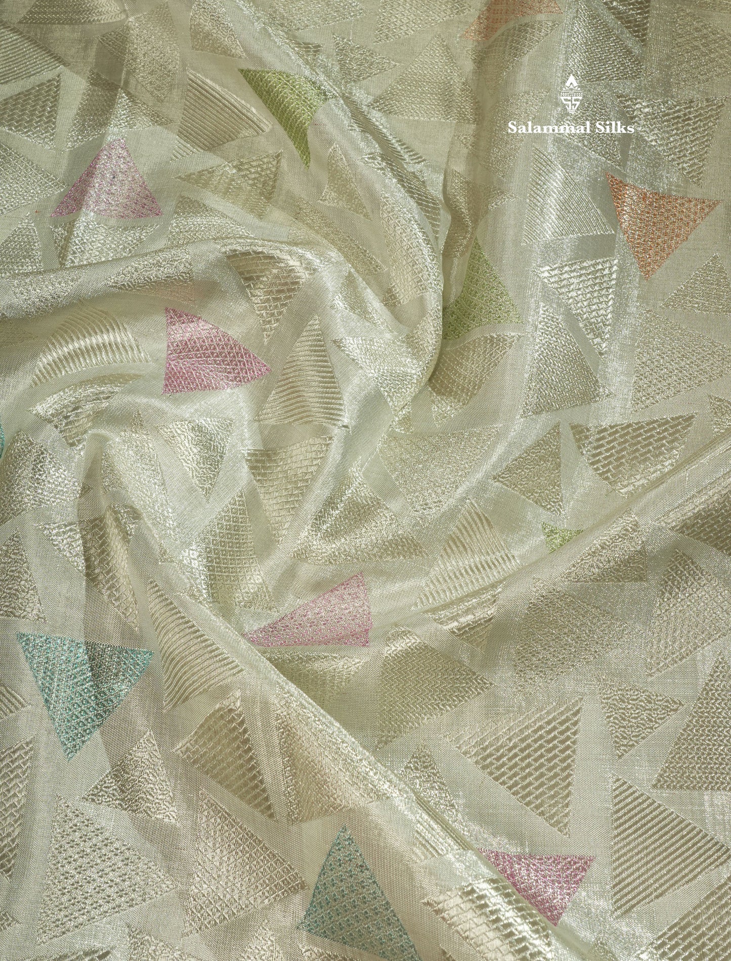 Geometric patter Silver Tissue Pure Kanjivaram Silk Saree (2G) Zari With Silver Zari Border