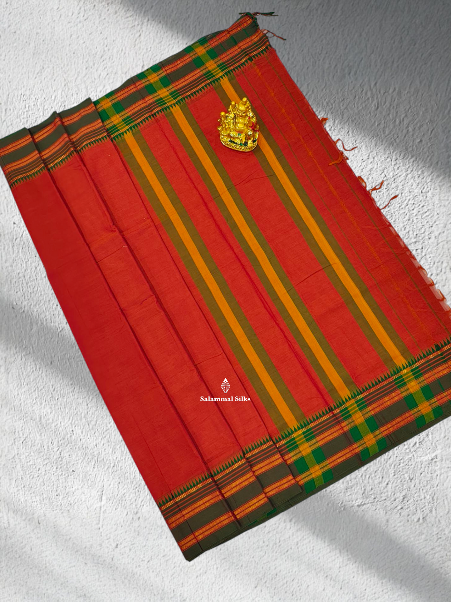 9 Yards Beautiful Tomato Red Pure Cotton Saree With Green Small Temple Border