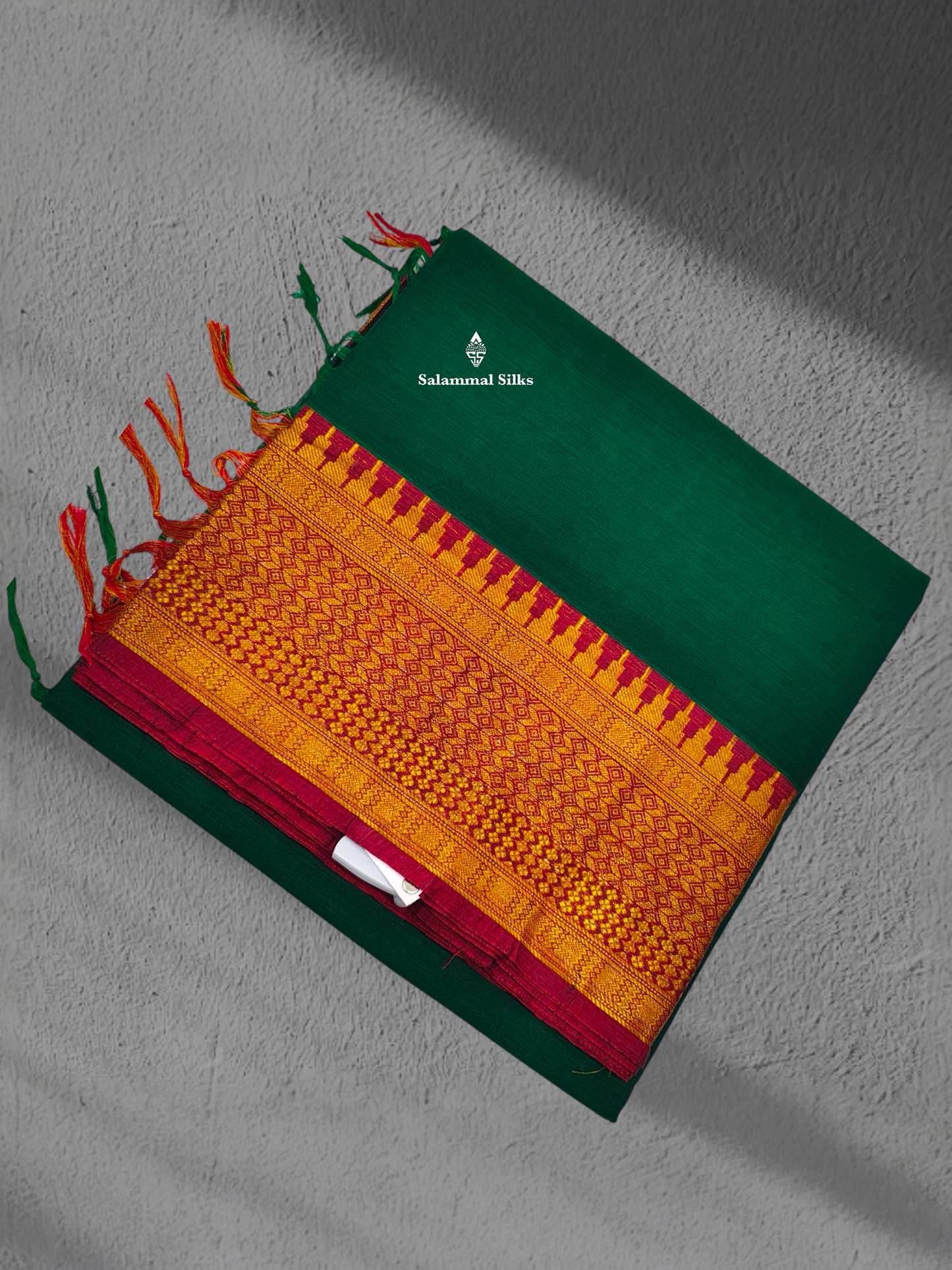 9 Yards Beautiful Bottle Green Pure Cotton Saree With Maroon Border