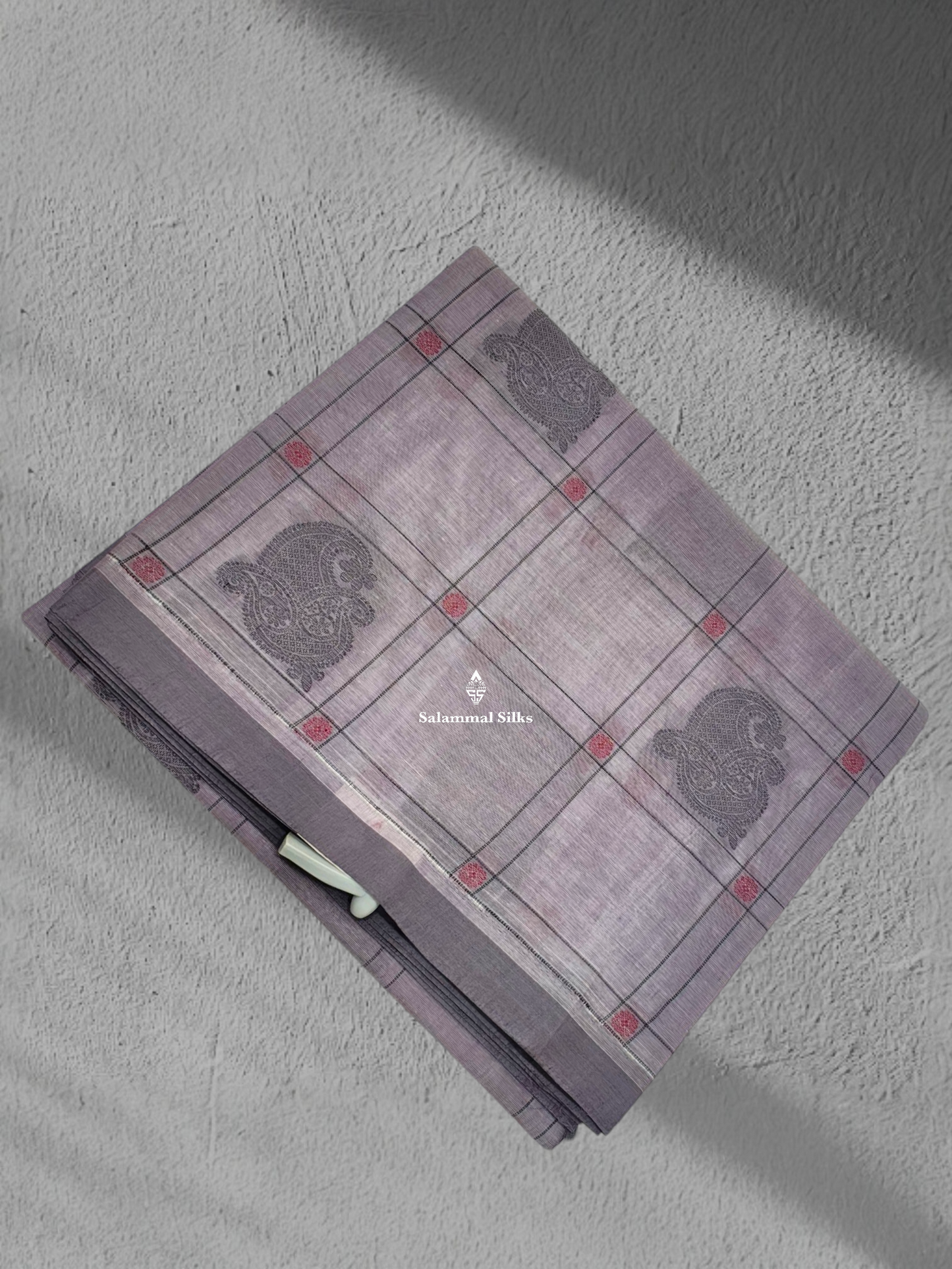 Cream Ash Beautiful Checks Pure Cotton Saree With Small Border