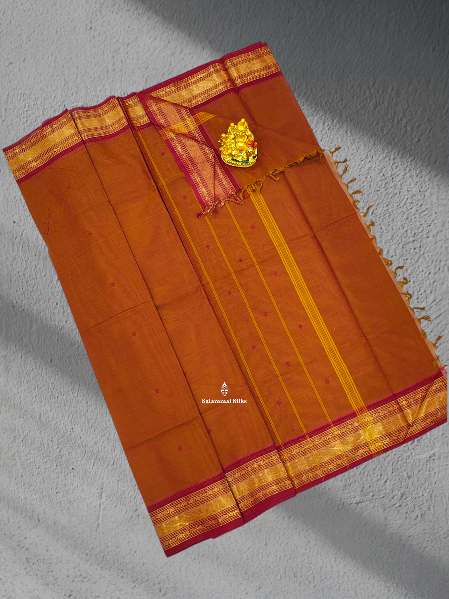 Onion Brown Beautiful Pure Cotton Saree With Gold Zari Border