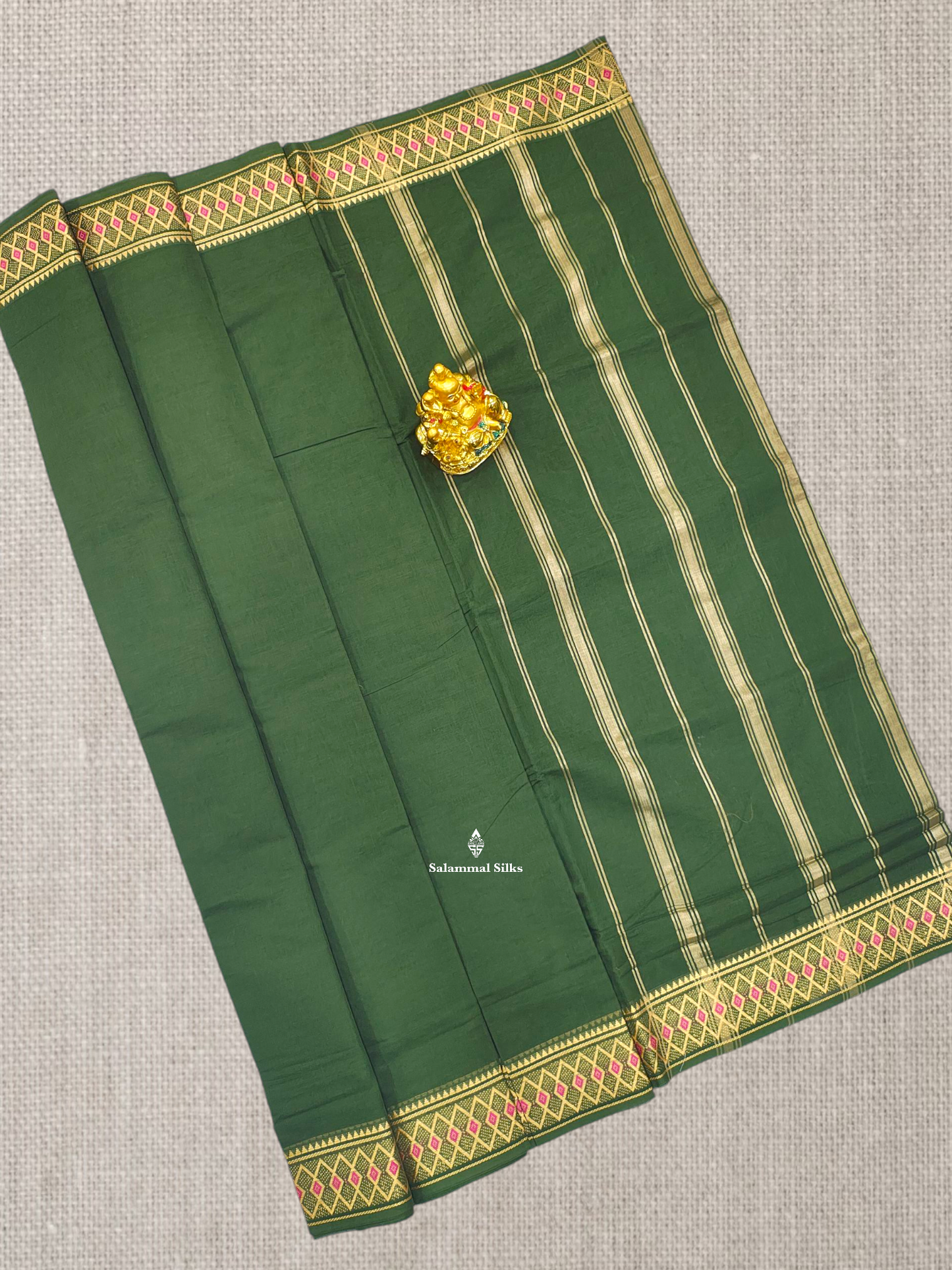 9 Yards Beautiful Parrot Green Plain Pure Cotton Saree With MeenaKari Thread Work Border