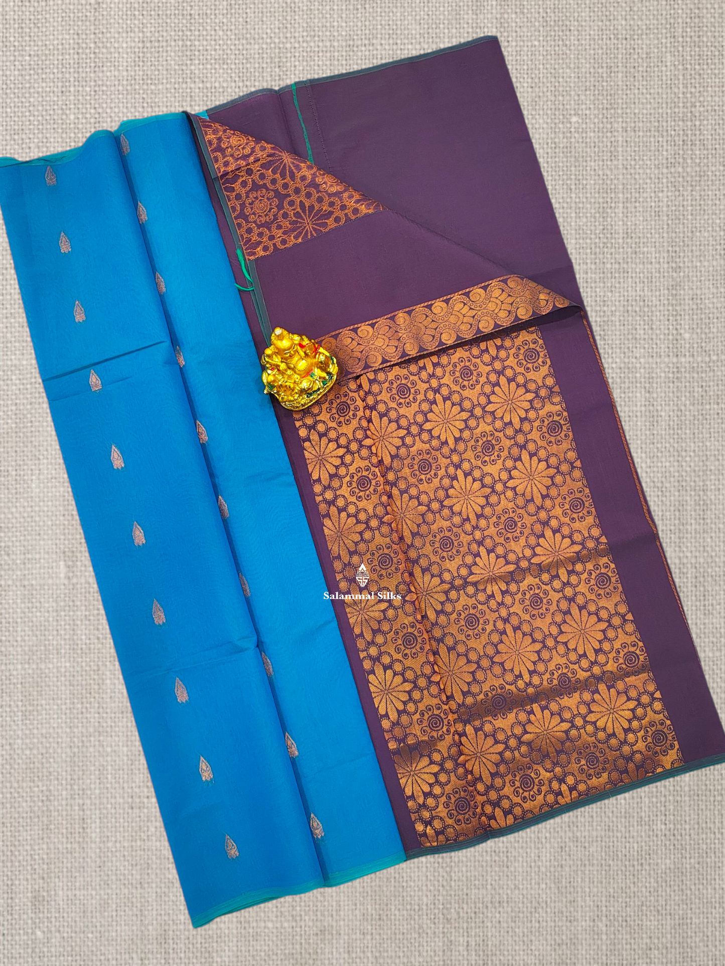Sapphire Green Mesmerised Cotton Saree With Without Border