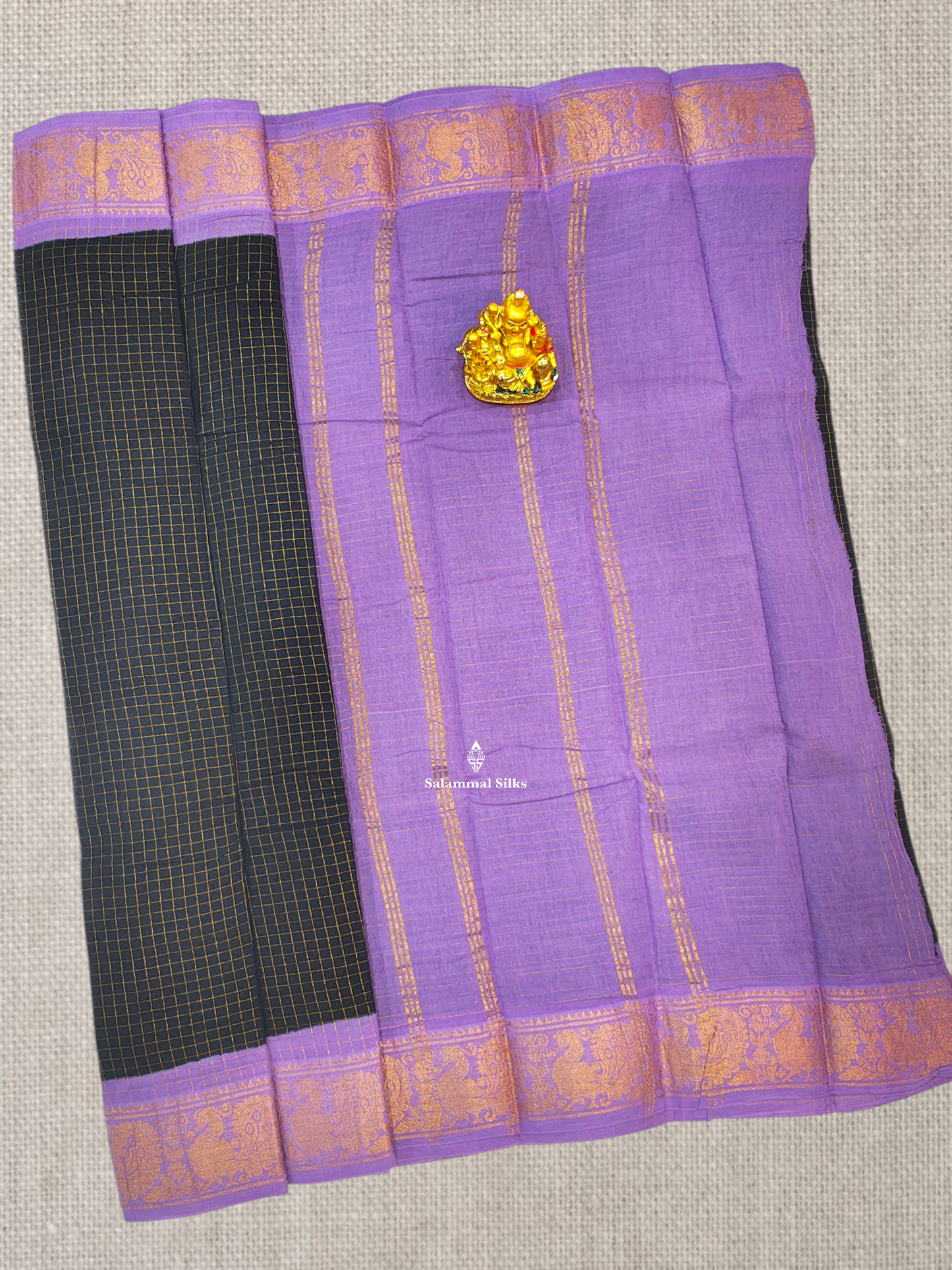 Red Beautiful Zari Pure Sungudi Cotton Saree With Contrast Sandal Border