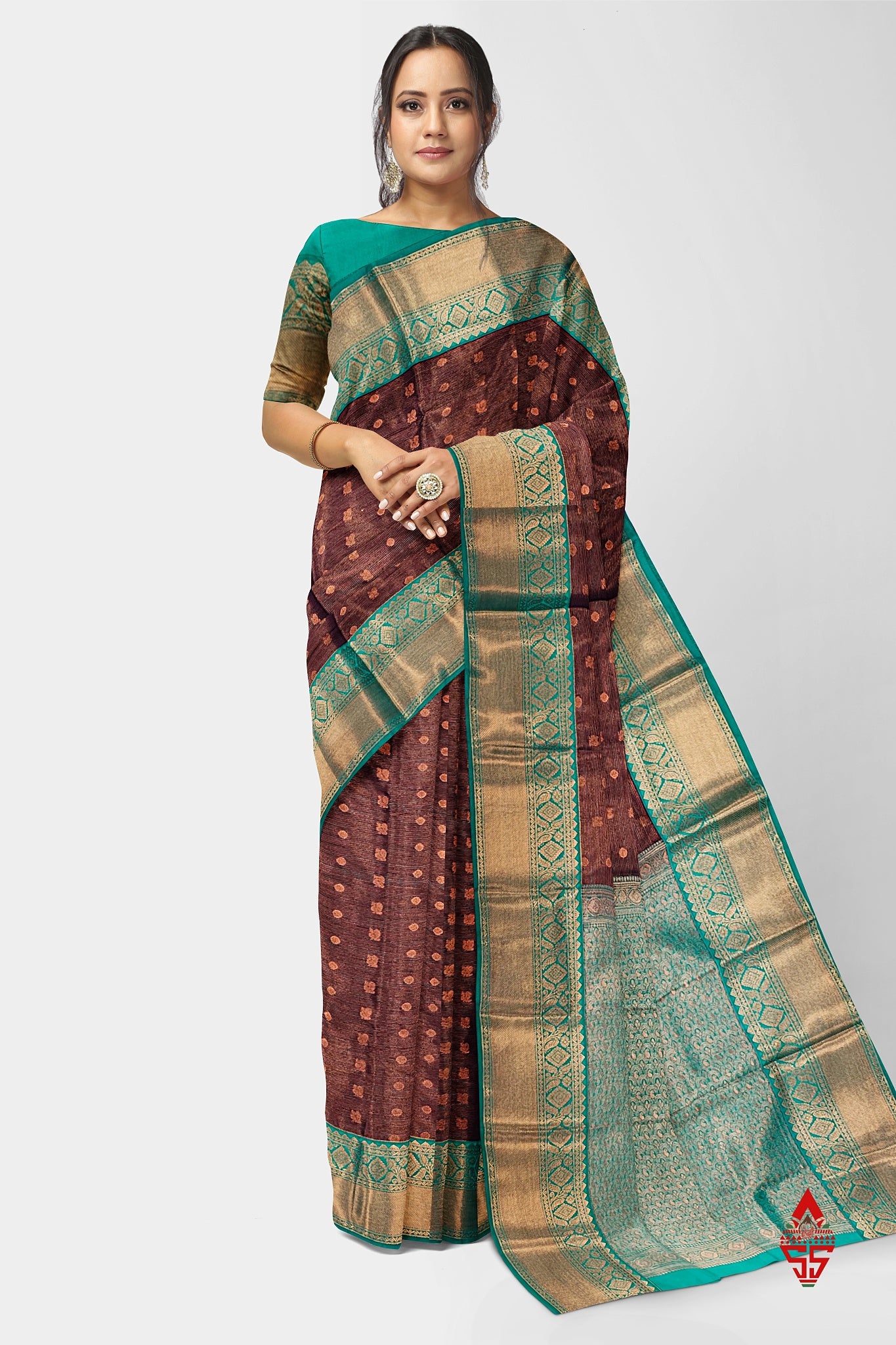 Brown Vairaoosi  Semi Silk Saree With Sapphire Green Border
