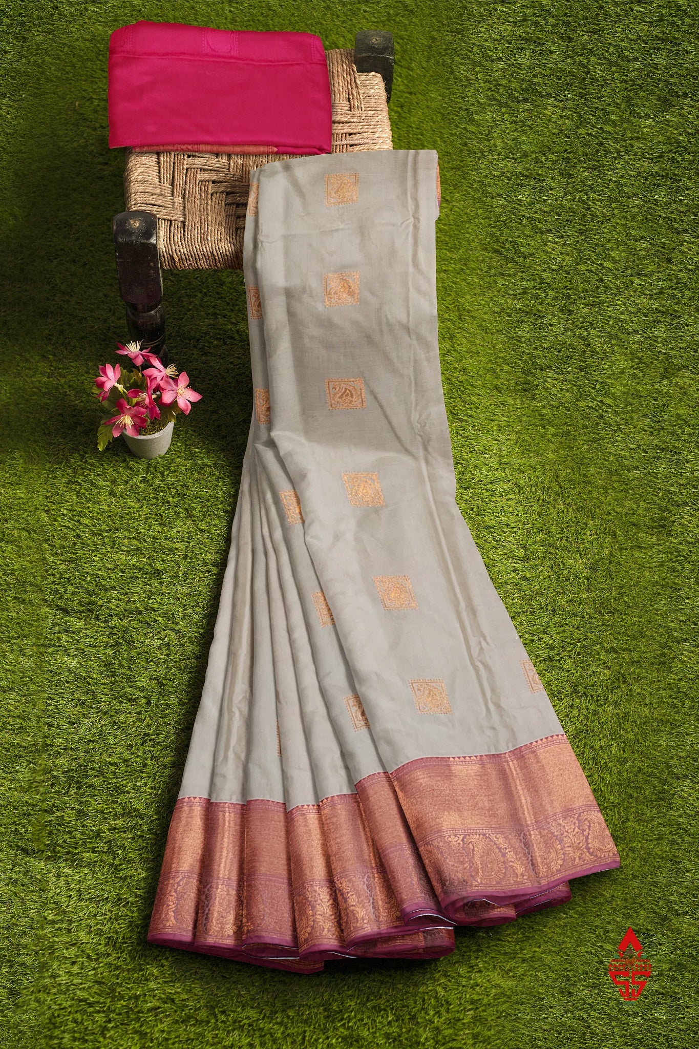 Cream Beautiful Semi Silk Saree With Red Blouse