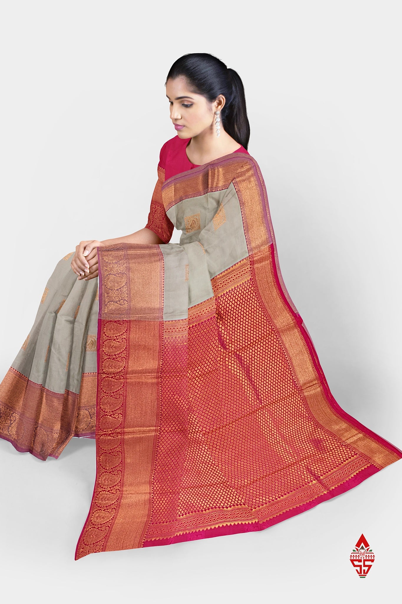 Cream Beautiful Semi Silk Saree With Red Blouse