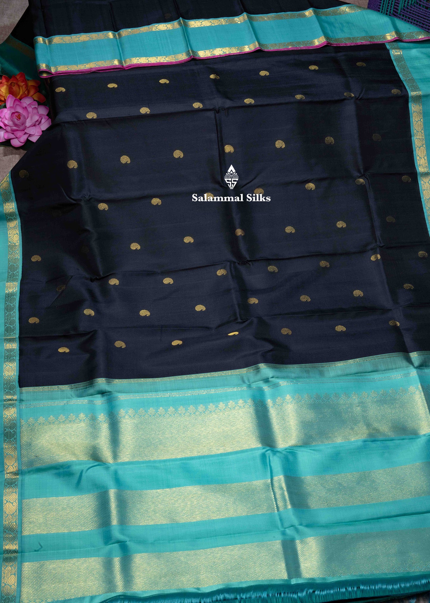 Kanjivaram Black Pure Silk Saree With Sapphire Green Double Border