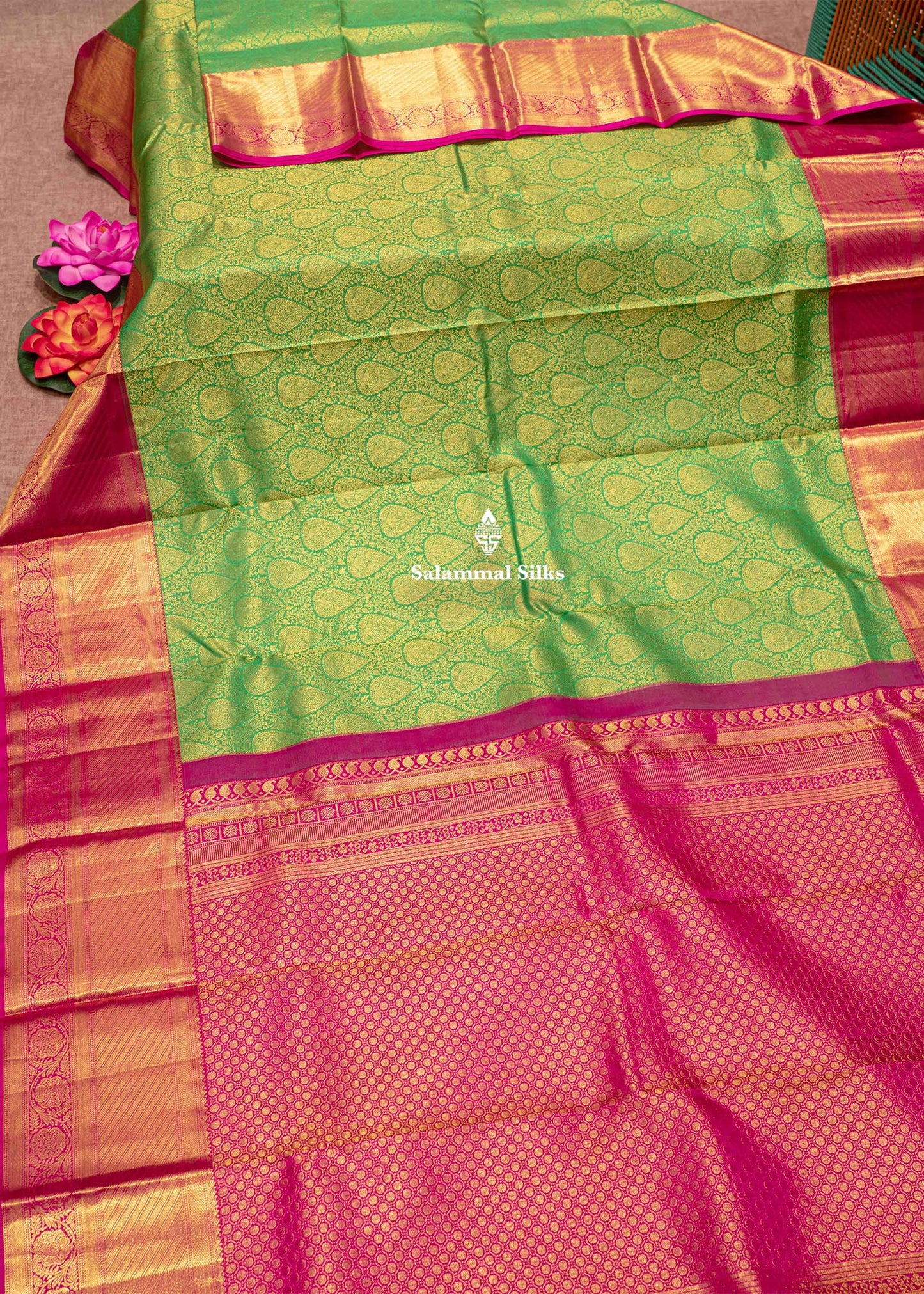 Green Colour Kanjivaram Pure Silk Saree with Pink Border