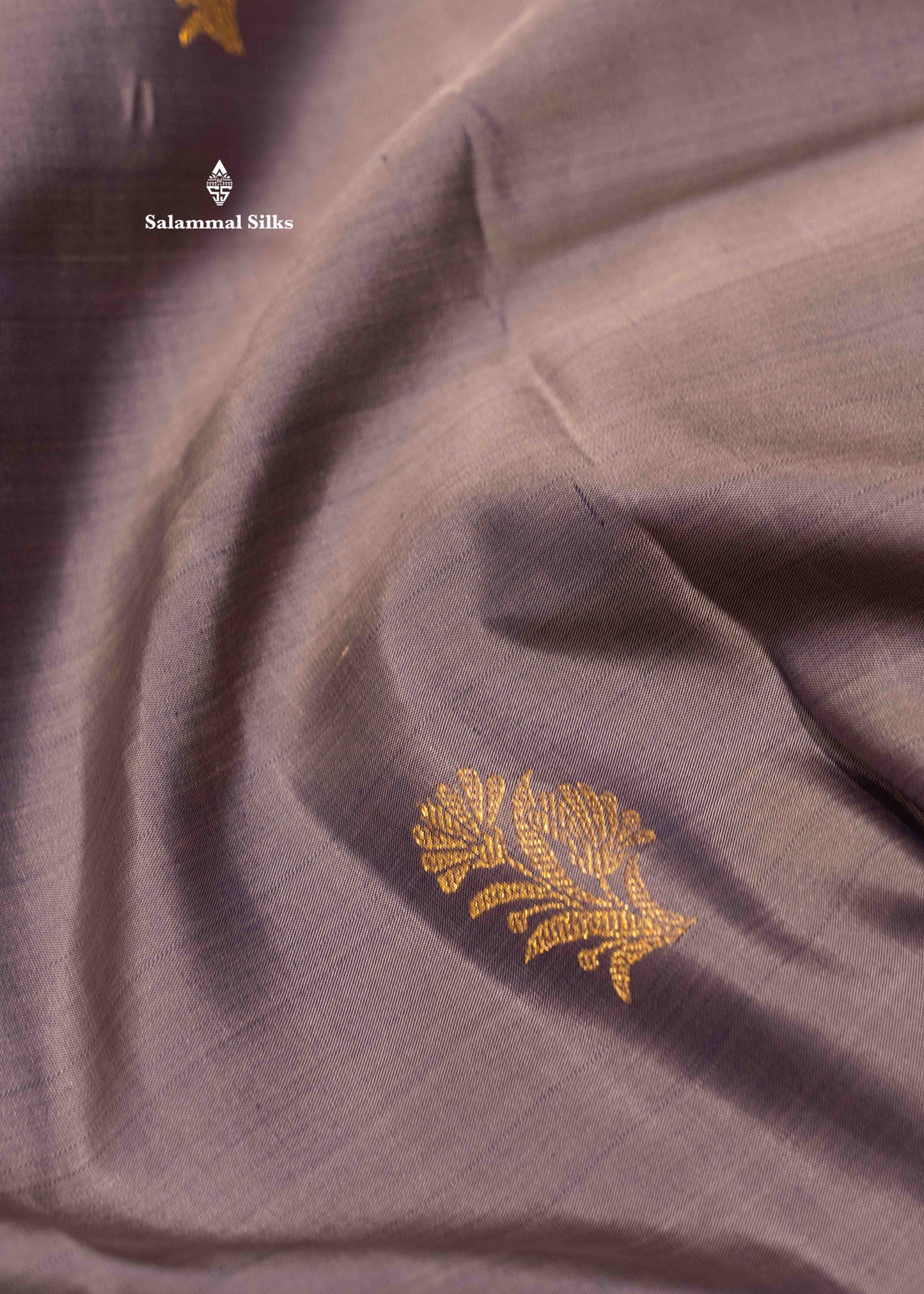 Grey Colour Kanjivaram Pure Silk Saree With Navy Blue Traditional Checks Border