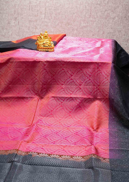Kanjivaram Pure Silk Saree Dual Tone Red & Peach With Black Blouse