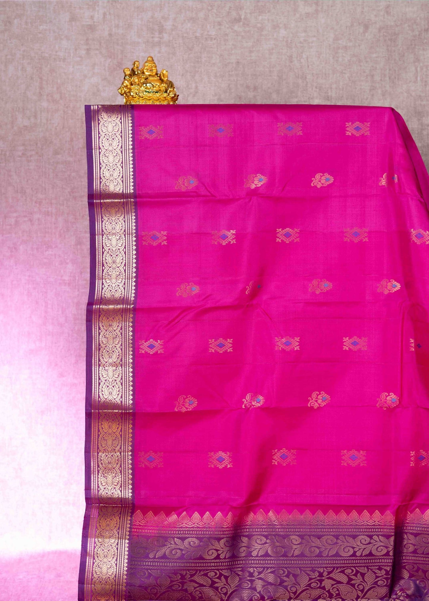 Kanjivaram Pink Pure Silk Saree With Violet Blouse