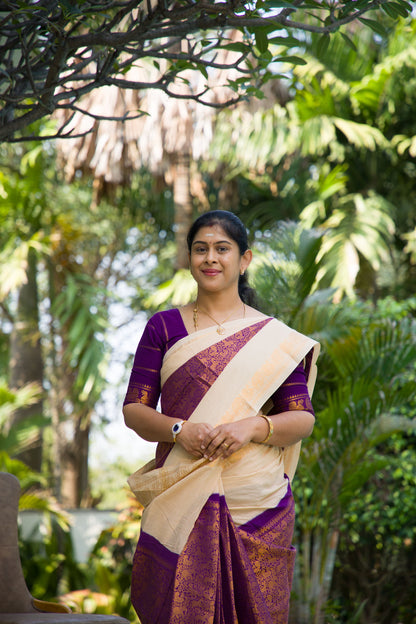 Beautiful Violet Vanasingaram Traditional Sungudi Cotton Saree With Contrast Cream Gap Border