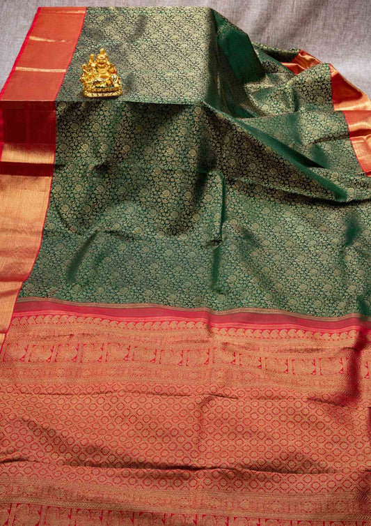 Kanjivaram Bottle Green Pure Silk Saree 4G Zari With Tomato Red Blouse