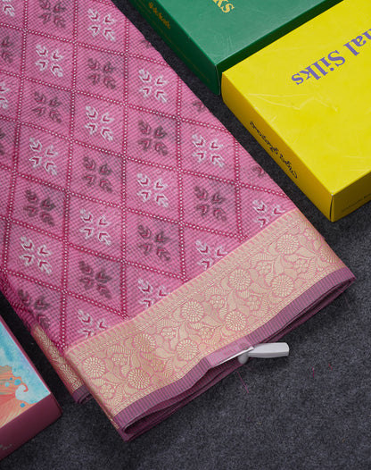 Beautiful Pink Kota Cotton Saree With Thread Work Border