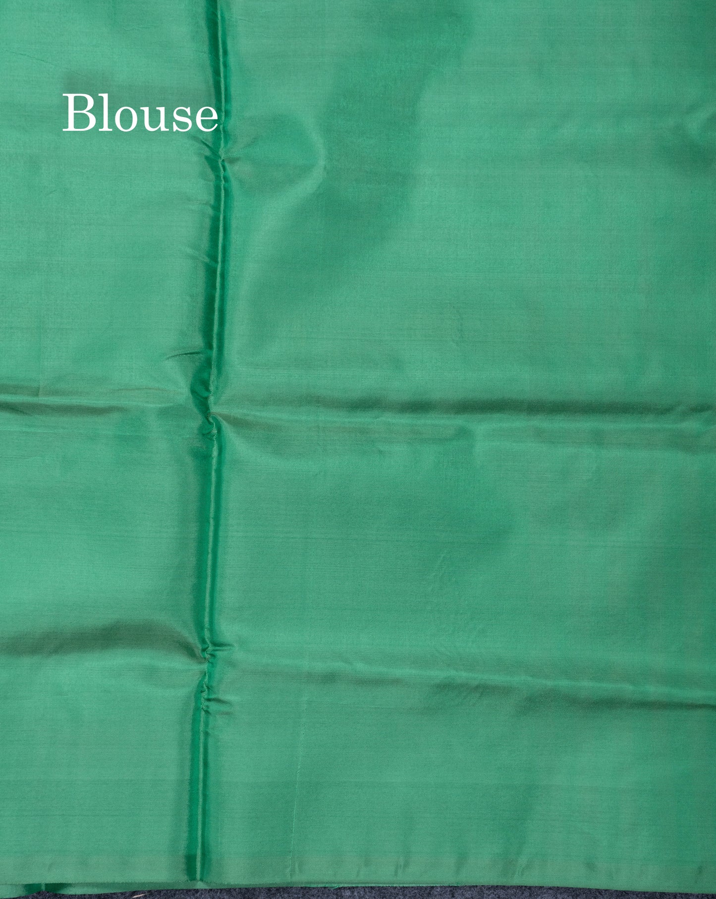 Light Orange Banana Pinth Saree (Vaazhainaar Pattu) With Contrast Saffire Green Blouse