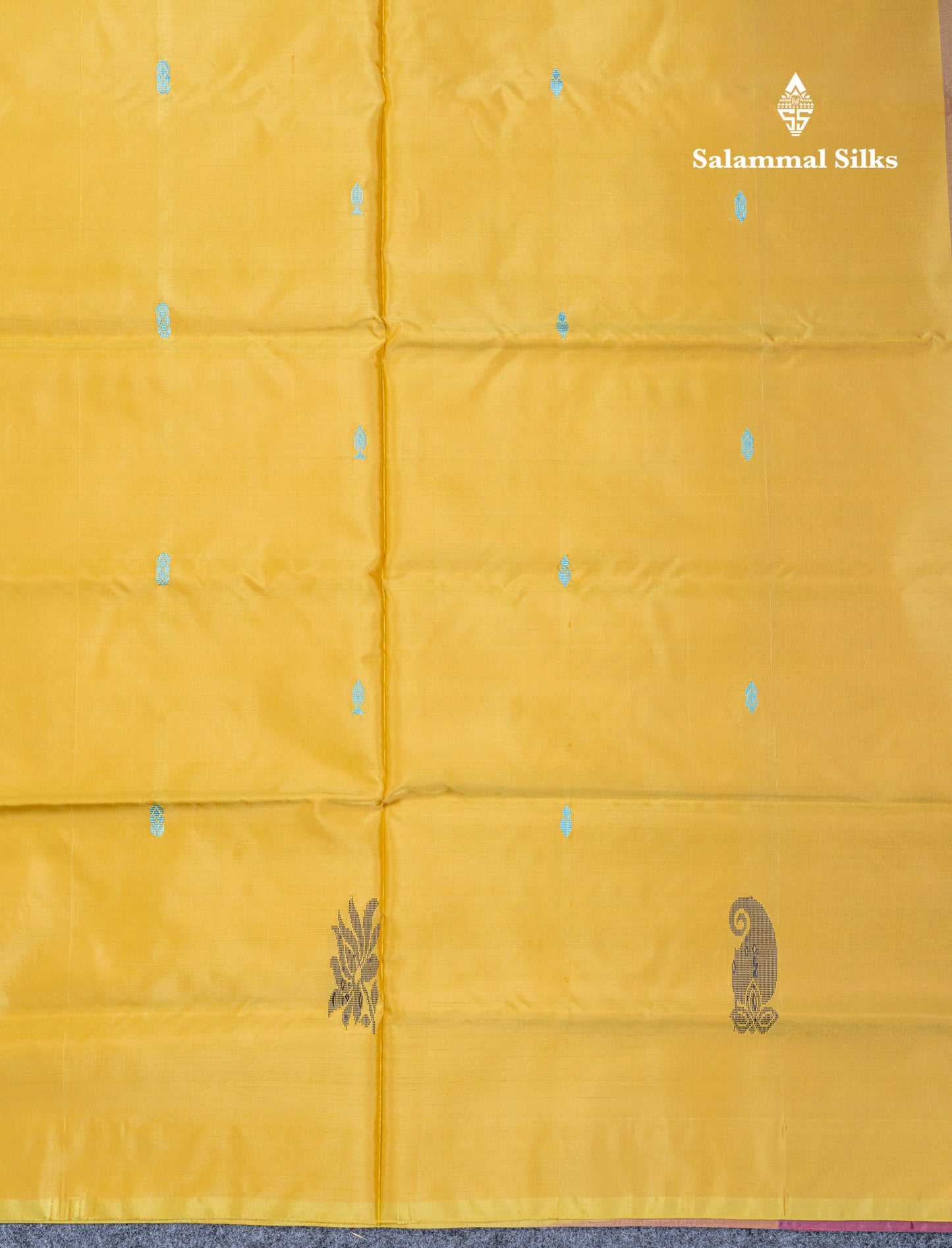Manthulir Yellow Banana Pinth Saree (Vaazhainaar Pattu) With Contrast Dark Magenta Blouse