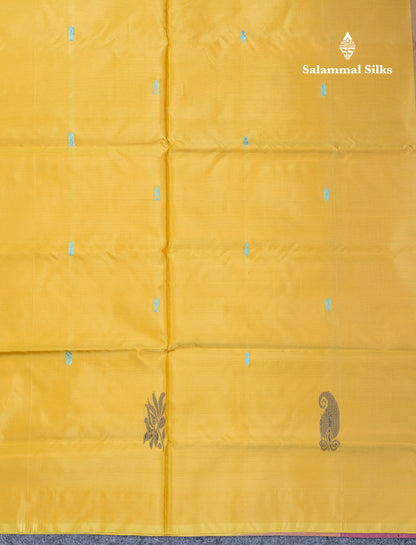 Manthulir Yellow Banana Pinth Saree (Vaazhainaar Pattu) With Contrast Dark Magenta Blouse