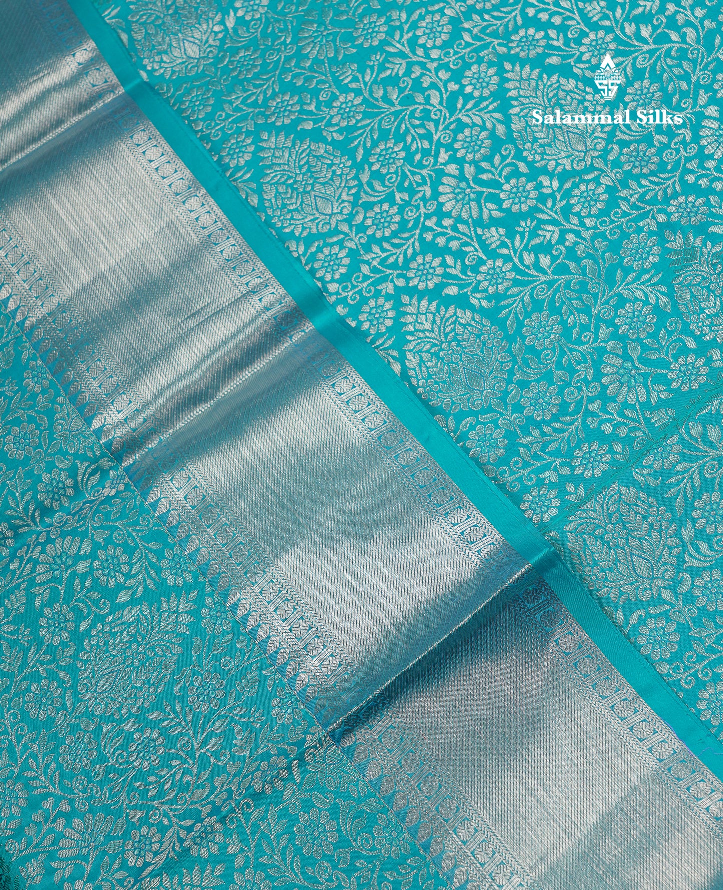 Beautiful Blue Bridal Pure Kanjivaram Silk Saree With Traditional Evening Morning Border