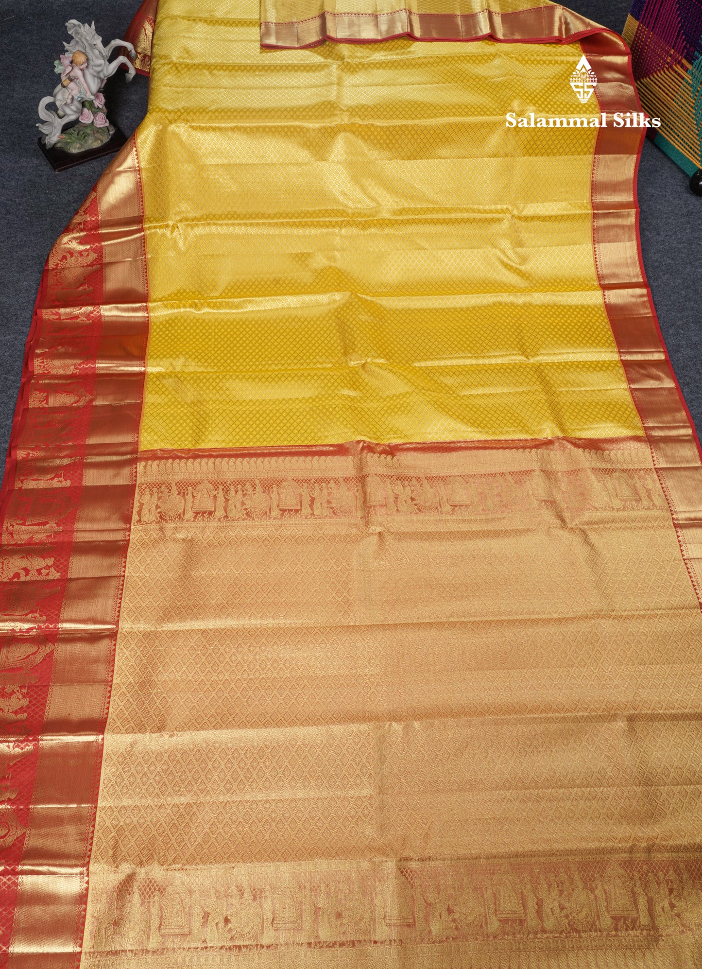 Beautiful Gold Colour Tissue Bridal Pure Kanjivaram Silk Saree With Contrast Reddish Maroon Pallaku Border