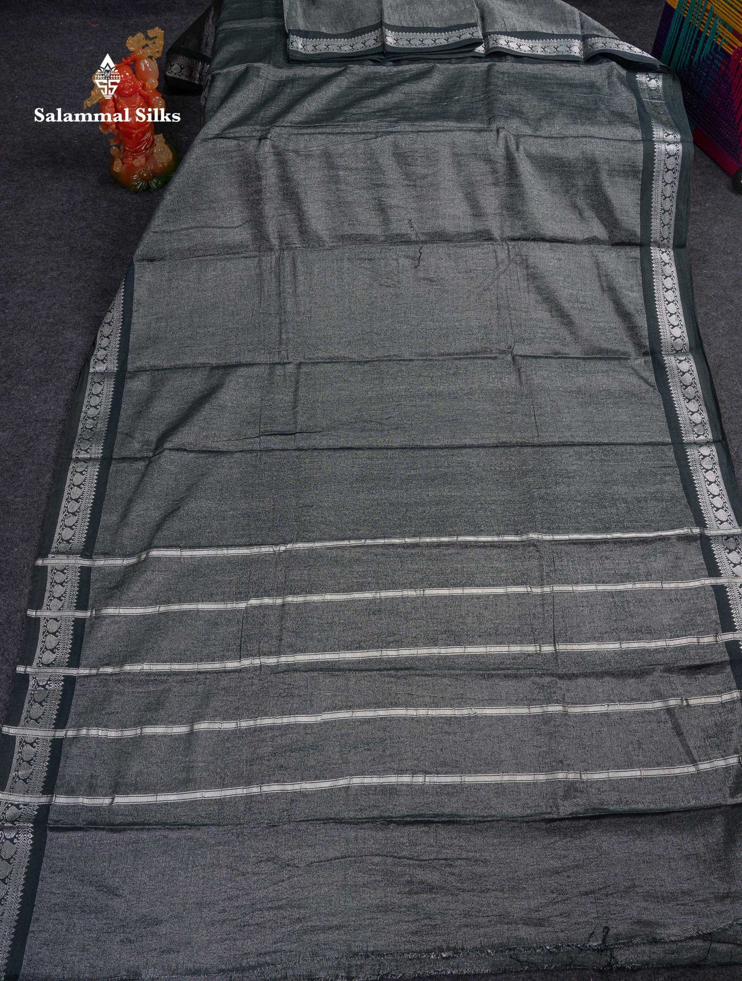 Stunning Pastel Violet Tissue Sungudi Cotton Saree With Small Traditional Silver Zari Border