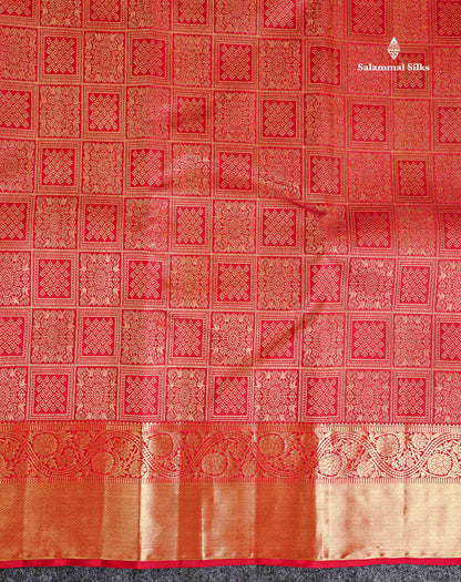 Bridal Pure Kanjivaram Silk Saree - Dual Tone Maroon Checks Pattern With Traditional Border