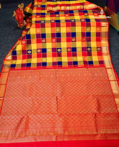 Pure Kanjivaram Silk Saree - Paalum Pazham Checks With Chakaram & Mayil Butta Along With Traditional Border