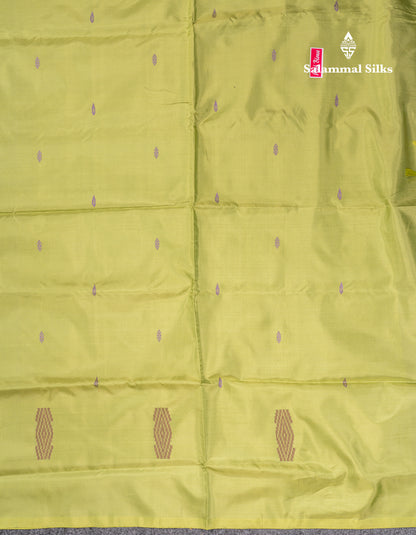 Pink Banana Pinth Saree (Vaazhainaar Pattu) With Contrast Parrot Green Blouse