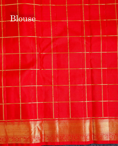 Pure Kanjivaram Silk Saree - Paalum Pazham Checks With Chakaram & Mayil Butta Along With Traditional Border