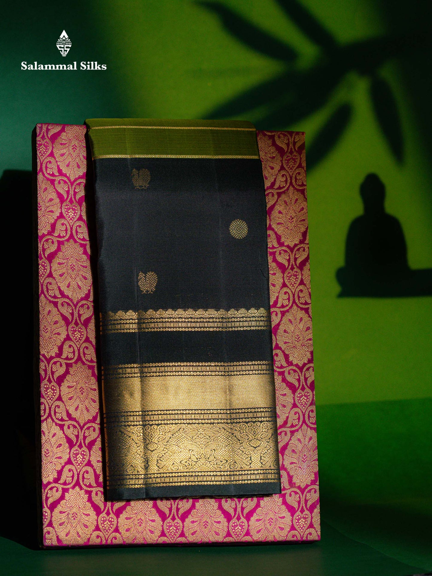 Beautiful Dual Tone Rust Orange Pure Kanjivaram Silk Saree With Contrast Dark Bottle Green Traditional Long Double Border